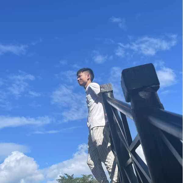 四川25岁单身帅哥真诚找对象-玉林征婚相亲网