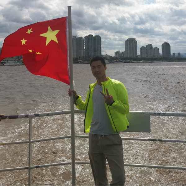 浙江30岁单身帅哥真诚找对象-玉林征婚相亲网