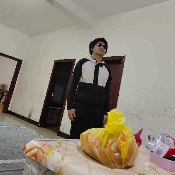 贵州26岁单身帅哥真诚找对象-玉林征婚相亲网