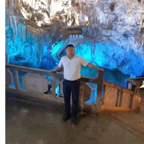 云南34岁单身帅哥真诚找对象-玉林征婚相亲网