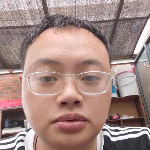江西33岁单身帅哥真诚找对象-玉林征婚相亲网