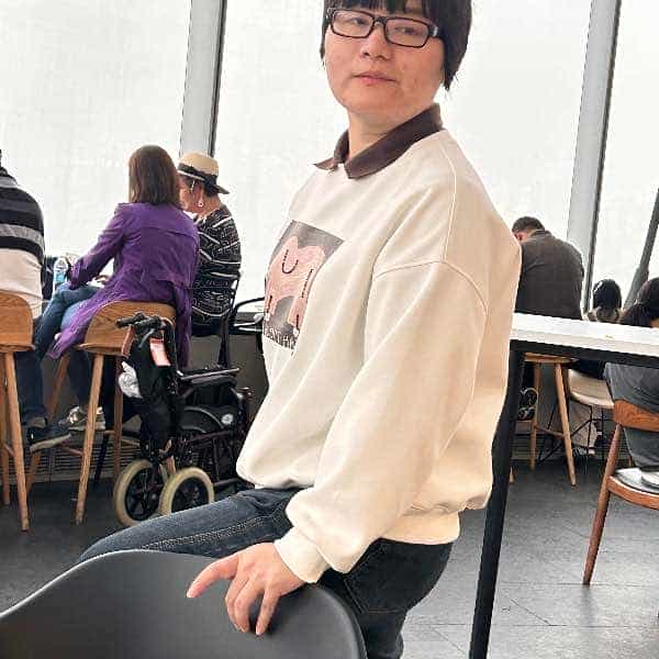上海32岁单身美女真诚找对象-玉林征婚相亲网