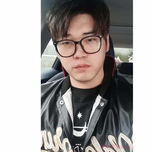 江苏27岁单身帅哥真诚找对象-玉林征婚相亲网