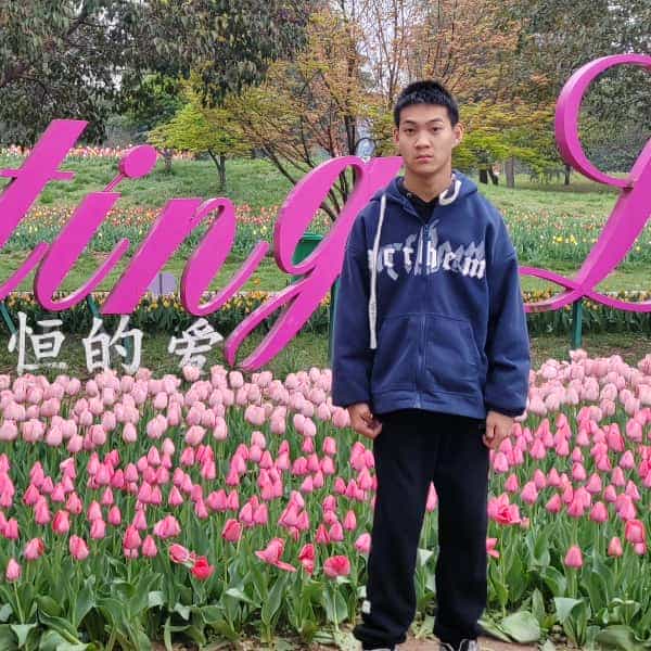 河南18岁单身帅哥真诚找对象-玉林征婚相亲网