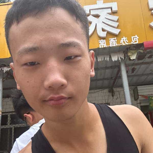 河北20岁单身帅哥真诚找对象-玉林征婚相亲网