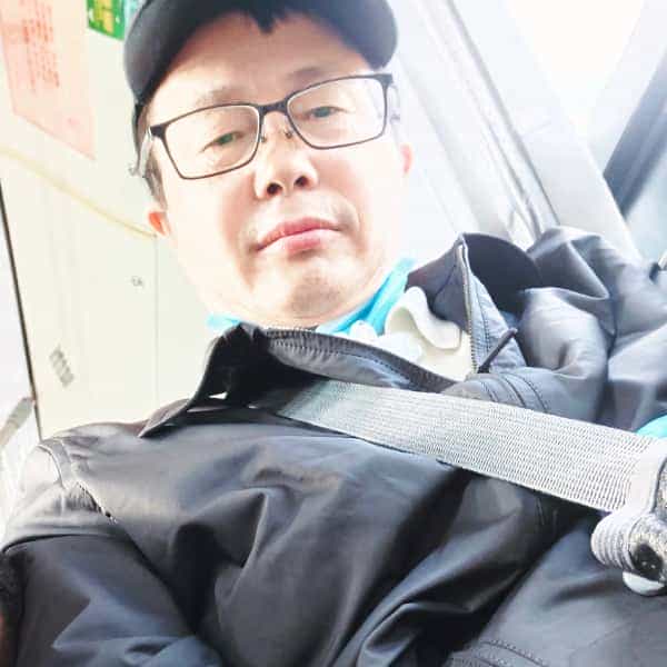 上海56岁单身帅哥真诚找对象-玉林征婚相亲网