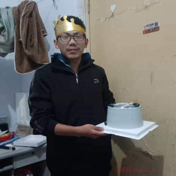 山东18岁单身帅哥真诚找对象-玉林征婚相亲网