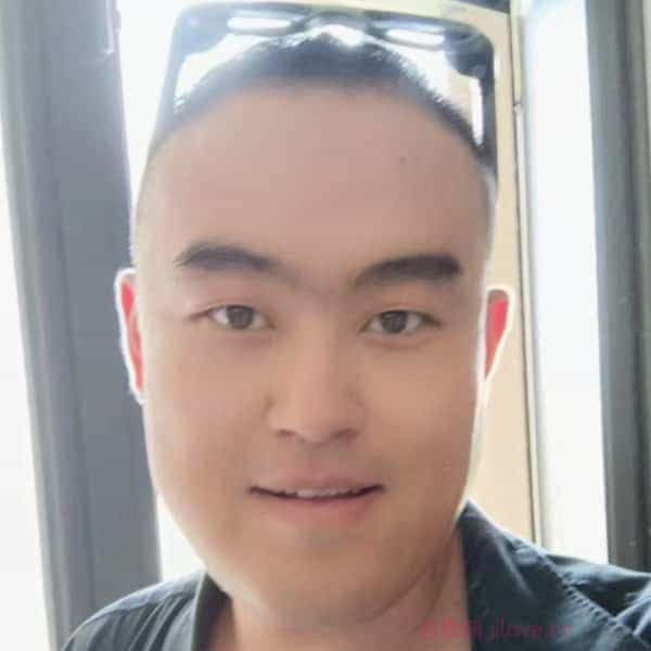 江苏29岁单身帅哥真诚找对象-玉林征婚相亲网