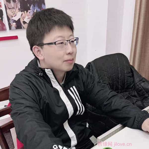江苏35岁单身帅哥真诚找对象-玉林征婚相亲网