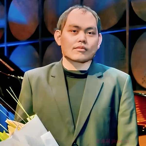 香港27岁单身帅哥真诚找对象-玉林征婚相亲网
