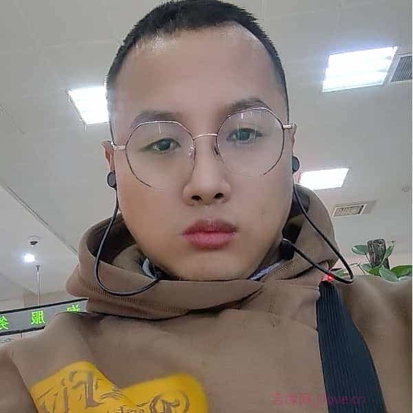 43岁岁内蒙古单身帅哥 - 玉林吉缘网